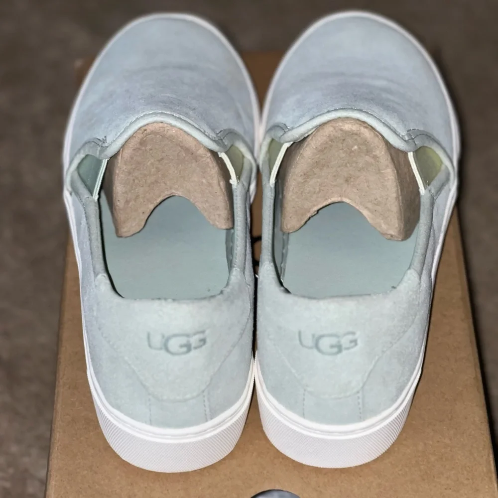 UGGS Australia Womens Jass Sneakers Flats Mint Green Suede New - Picture 2 of 3